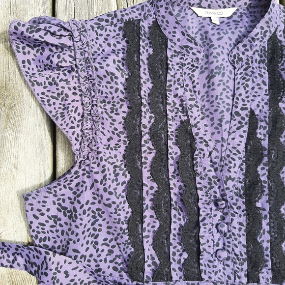 Ruffle-Sleeve Blouse - Picture 3 of 5